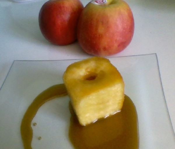 Pomme au four caramélisée